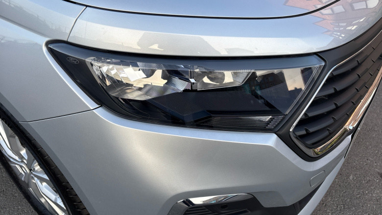 Ford Transit Connect 250 L2 Petrol 1.5 EcoBoost PHEV 150 Limited Van Auto